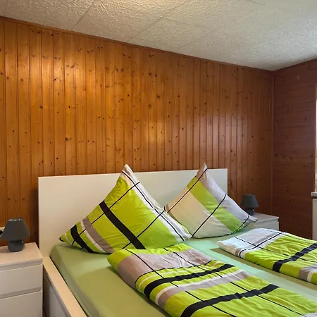 Tatil Evi Ferienhaus In Altenfeld Thueringen Mit Garten